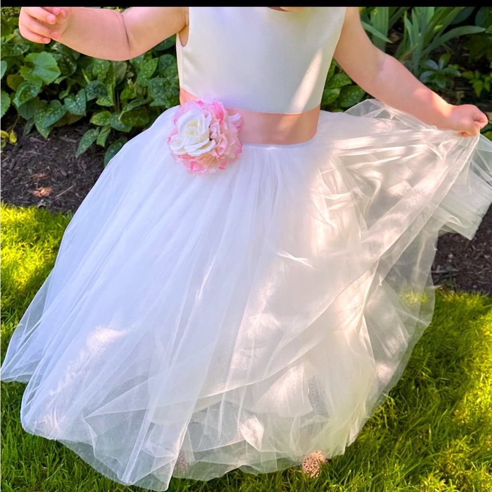 Tulle Flower Girl Dress Size 3T Removable Peach Ribbon